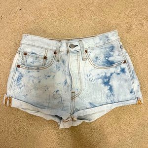 Levi’s jean shorts